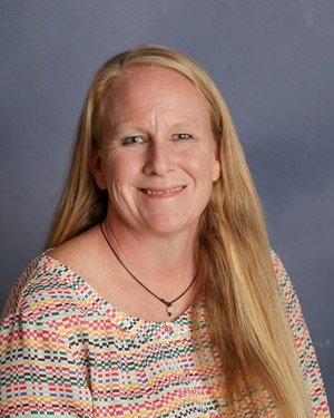 Mrs. Wendy Royle 
